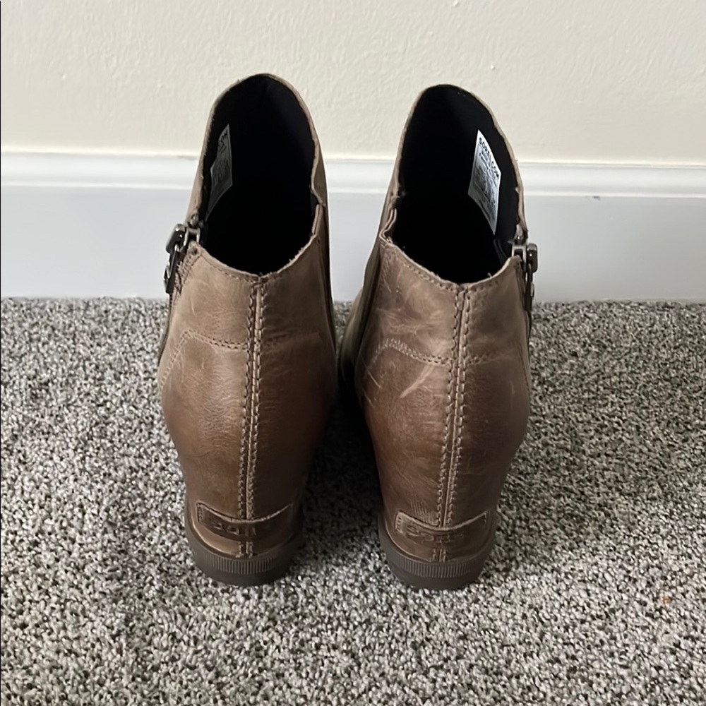 Sorel Wedge Ankle Boots - Picture 5 of 7
